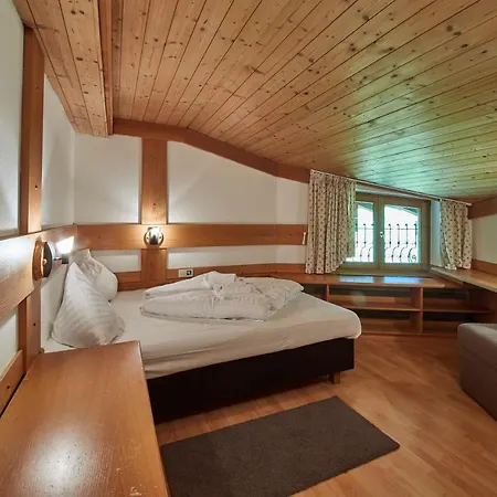 Apartment Landhaus Ellmau By Holidayflats24 Saalbach